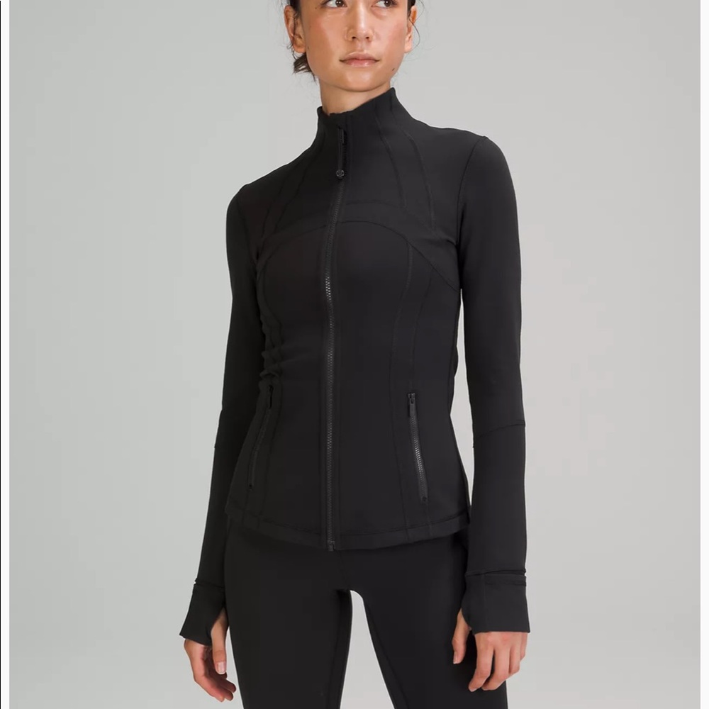 Lululemon black sweater